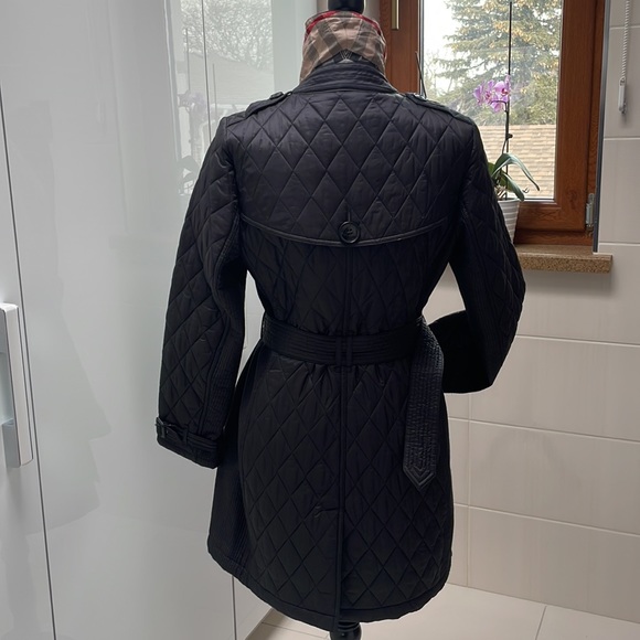 Burberry Diamond Quilted Nylon Coat!!!! - Picture 6 of 13